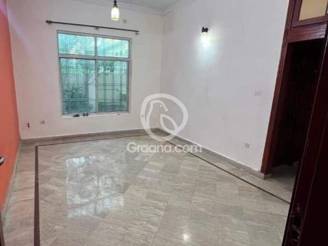 1 Kanal Upper portion for Rent