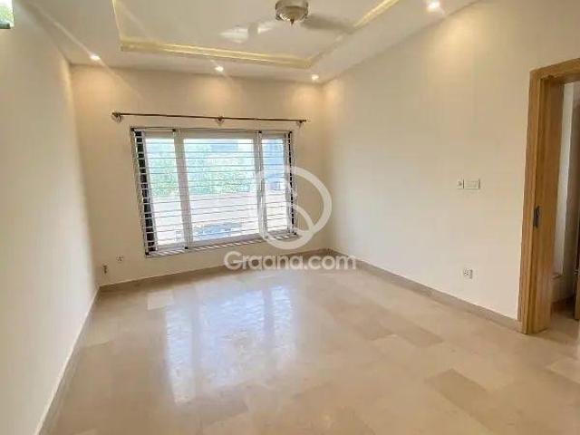 1 Kanal Upper portion for Rent