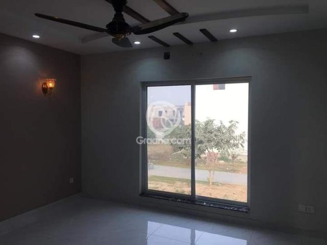 1 Kanal Upper portion for Rent
