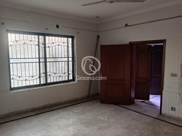 1 Kanal Upper portion for Rent