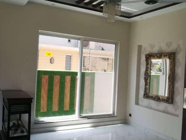 1 Kanal Upper portion for Rent
