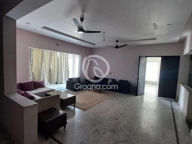 1 Kanal Upper portion for Rent