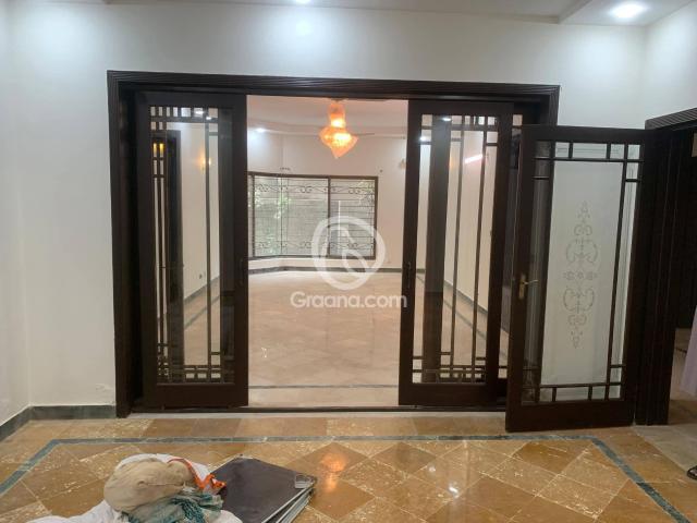1 Kanal Upper portion for Rent