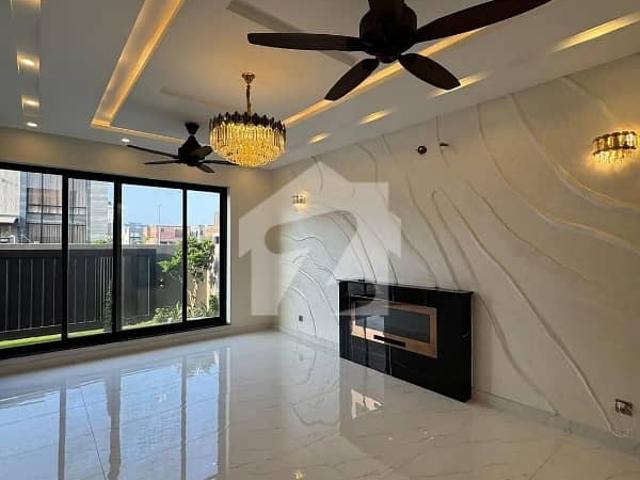 1 Kanal Upper Portion For Rent Available IN DHA Eme Society 2 master Bedroom TV Launch Kitchen Lundri Area Tiras Girag Rent 80000