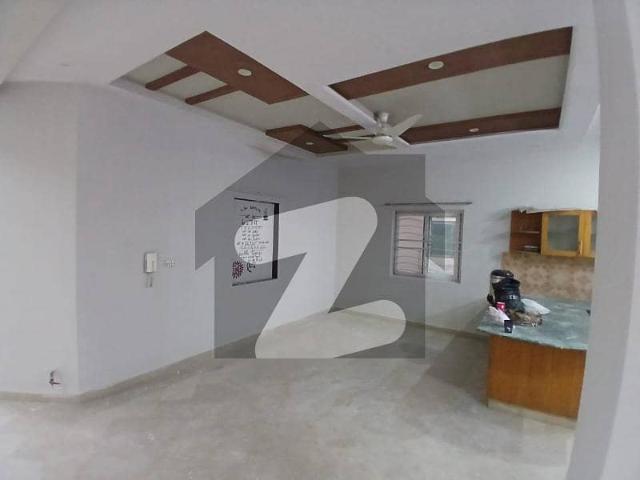 1 kanal upper portion for rent available in Valencia town housing society in lahore bijli pani gas available