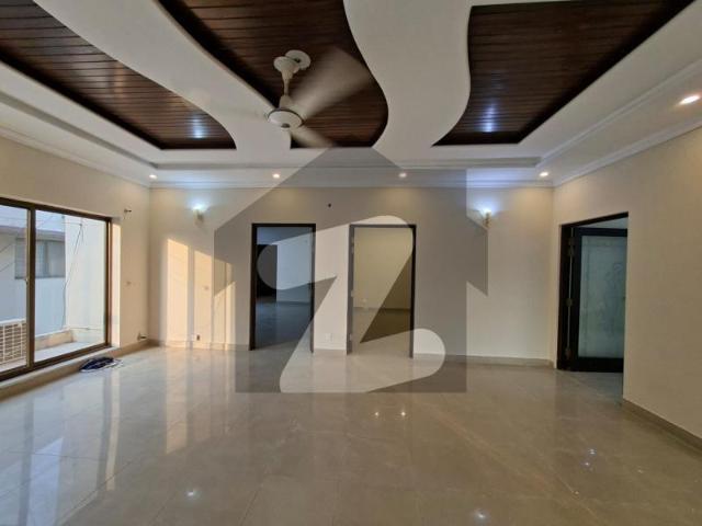 1 Kanal Upper Portion In Lowest Budget Available For Rent In Dha Phase 8