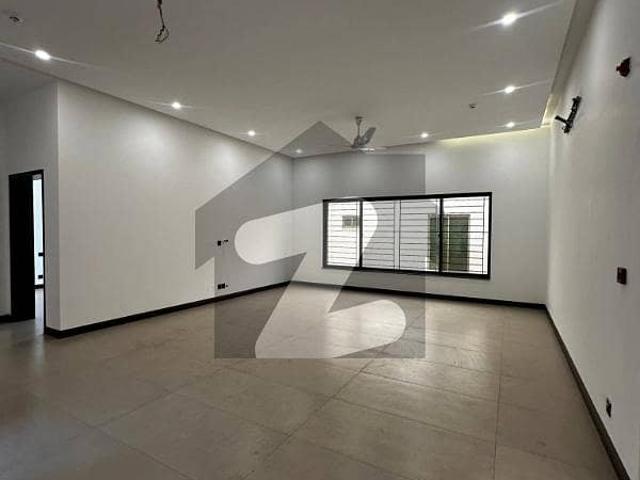1 Kanal Upper Portion Like New Available Hot Location In DHA Phase 1 For Rent