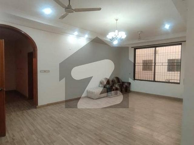 1 Kanal Upper Portion With Servant Quarter Available For Rent In Phase 3 X Block DHA Lahore