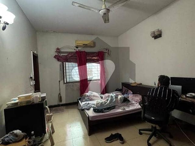 1 Kanal Used Cornor House For Sale In Dha Lahore