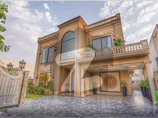 1 kanal victorian bungalow for sale in dha phase 7 near to raya