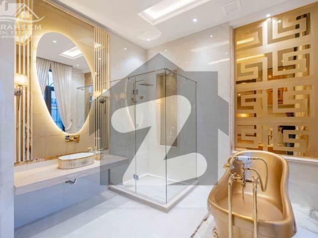 1 kanal victorian design luxury villa for sale near to park. DHA Phase 6 Block A