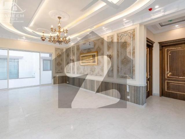 1 kanal modern design luxury villa for sale near to dolmen mall dha phase 6