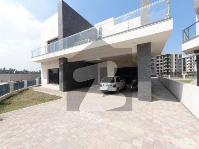 1 Kanal Villa Available For Sale At Eighteen