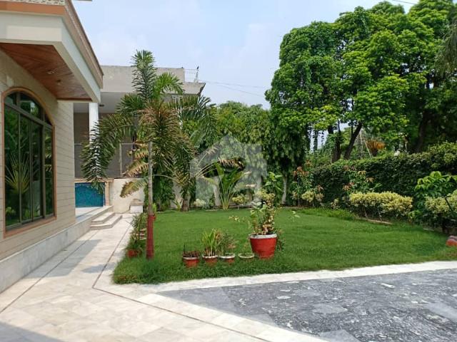 1 Kanal 15 Marla Beautiful House For Sale