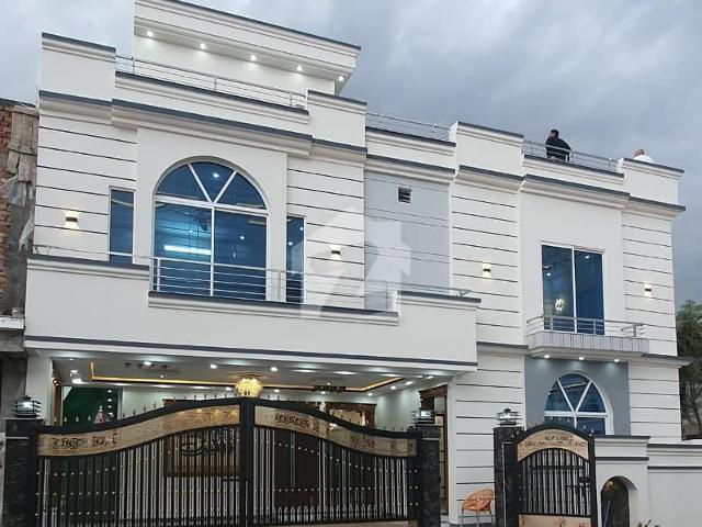 1 Kanal 50*90 Brand New House For Sale in Mumtaz City Islamabad