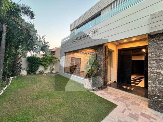 1 kanal 5 bed house available for rent in dha phase 1 Lahore