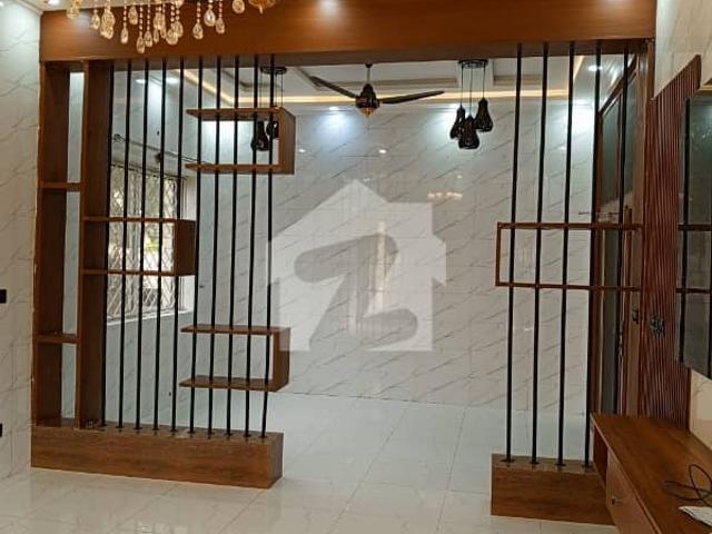 1 Kanl Duplex House Available For Rent In I 8 With Servant Room
