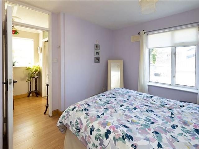 1 Kilmahuddrick Close, Clondalkin, Dublin 22 BROE Auctioneers 4908 MyHome. Ie Residential