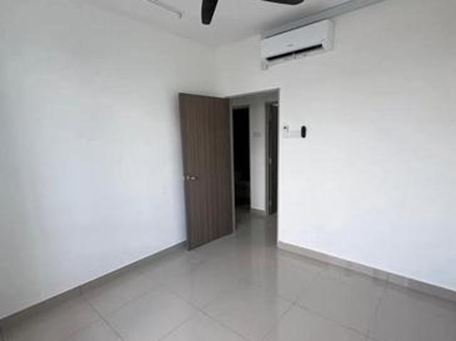 1 kilometer SK alam damai renovation teres 2 tingkat Taman minang