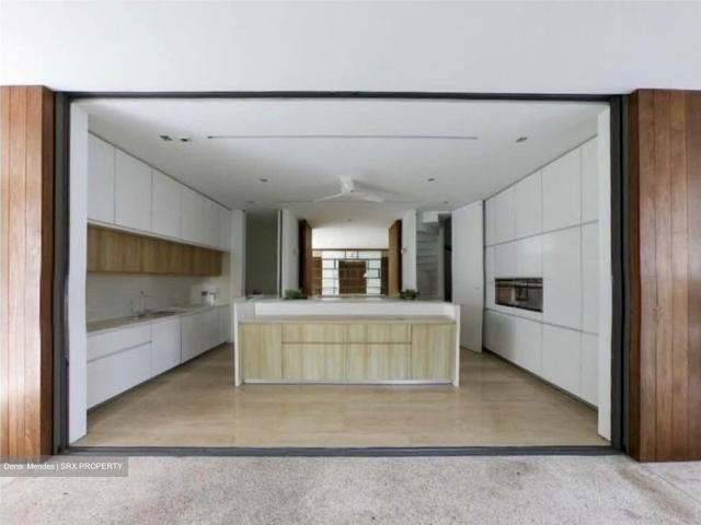 1 King Albert Park D21, Condominium