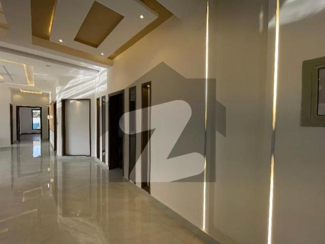 1 knal Luxury House Avilaabe For Sale Near To G. T Road DHA Defence Phase 4