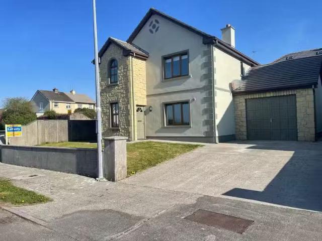 1 Knockroe Park, Castlerea, Castlerea, Co. Roscommon, F45FD37.