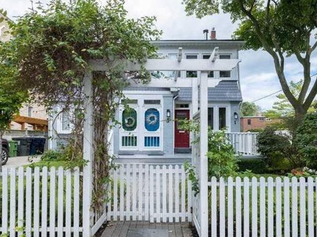 1 Leuty Avenue Toronto ON M4E 2R2 2 Bedroom House for 4200 month