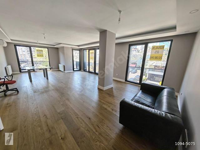 1.Levent cadde üstünde yeni prestijli binada 100 m2 daire
