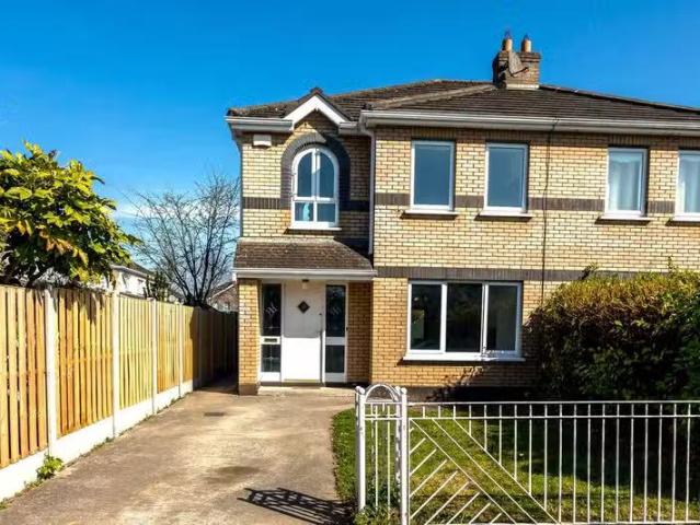 1 Limelawn Glade, Clonsilla, Dublin 15, D15H7W1 is for sale