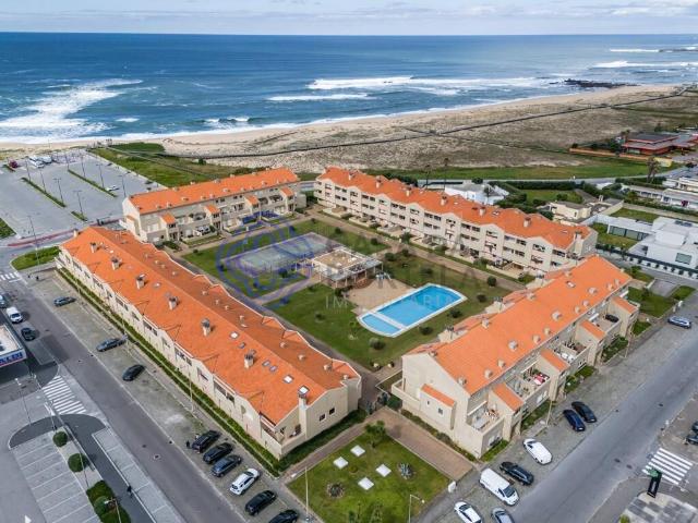 1º Linha de praia, Totalmente renovado, Condominio com pisci. 114m² Perafita, Lavra e Santa Cruz do Bispo