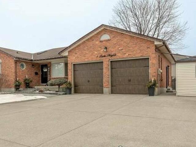1 LOCKE Heights Strathroy Ontario
