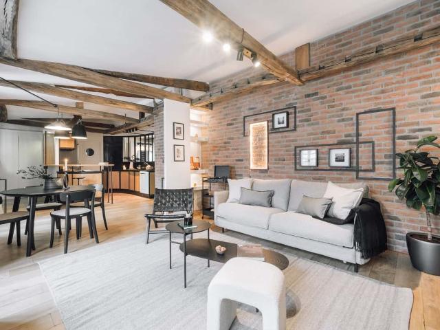 1 logement dans le Marais