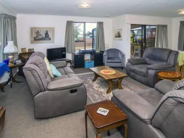 1 Lowes Place, Masterton, Masterton