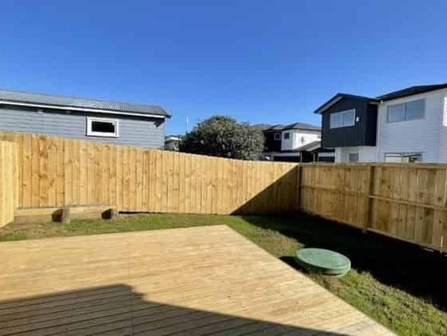 1 Paku Lane
