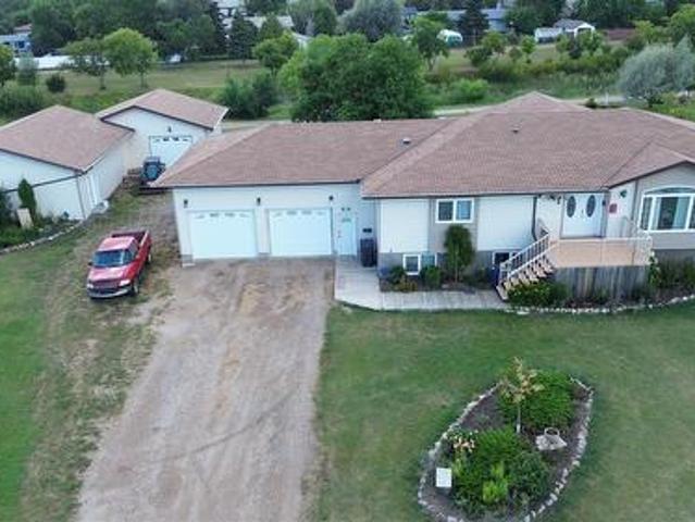 1 Park Boulevard, Melville, SK, S0A 2P0 house for sale | Listing ID SK981624 | Royal LePage