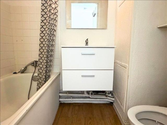 1 pièce Meublé 23 m² 1er étage Colocation non autorisée