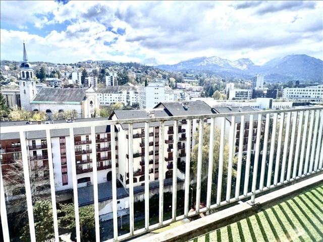 1 pièce Meublé 28,84 m² 12ème étage Colocation non autorisée