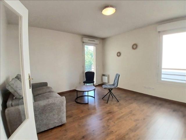 1 pièce Meublé 32,63 m² 1er étage Colocation non autorisée