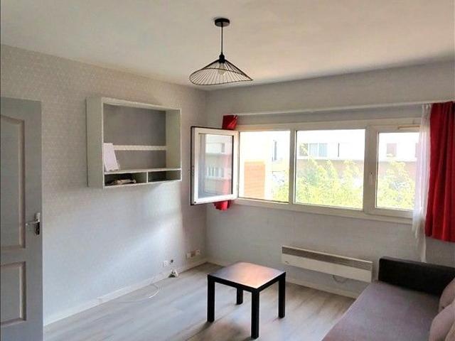 1 pièce Meublé 35,97 m² 2ème étage Colocation non autorisée