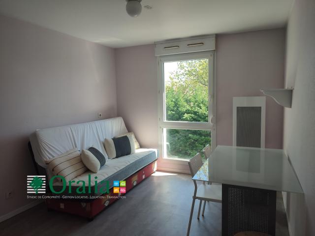 1 pièce appartement à louer