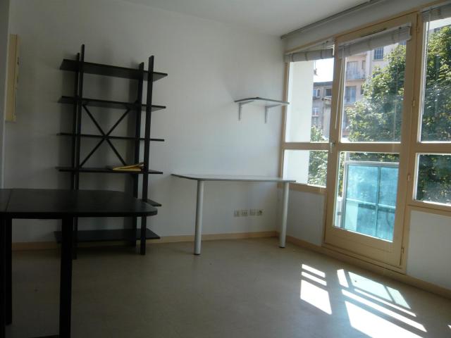 1 pièce appartement à louer