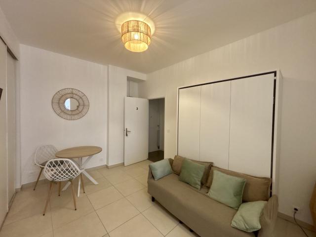 1 pièce 20 m2 Studio meublé Quartier Gambetta