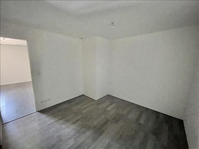3 pièces 75 m² 1er étage Colocation non autorisée