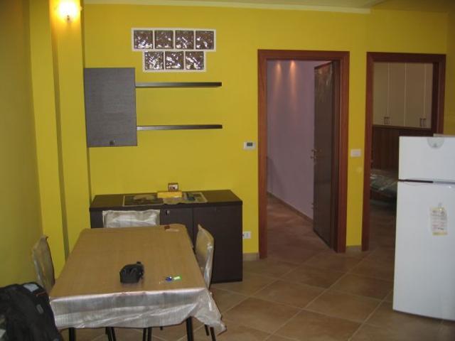 1 POSTO LETTO IN CAMERA DOPPIA IN PIENO CENTRO VIA EUSEBIO BAVA