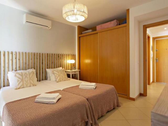 1 quarto, Tavira Tavira 8800 595 102814477