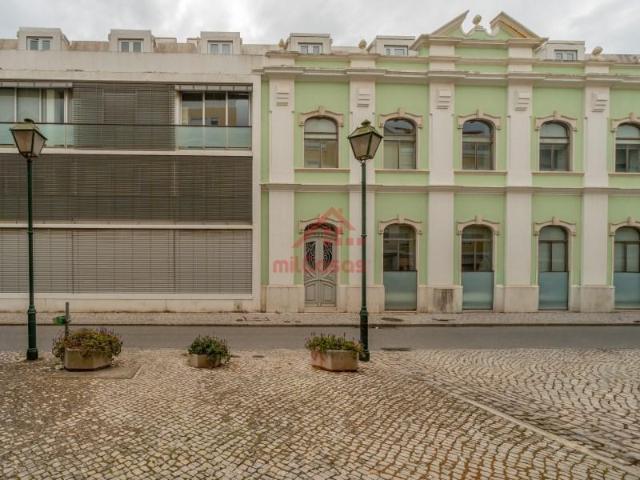 1 quarto, Torres Vedras Torres Vedras LS102668001