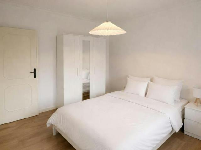 1 quarto, Vila Nova de Gaia Vila Nova de Gaia 4430 999 102916795