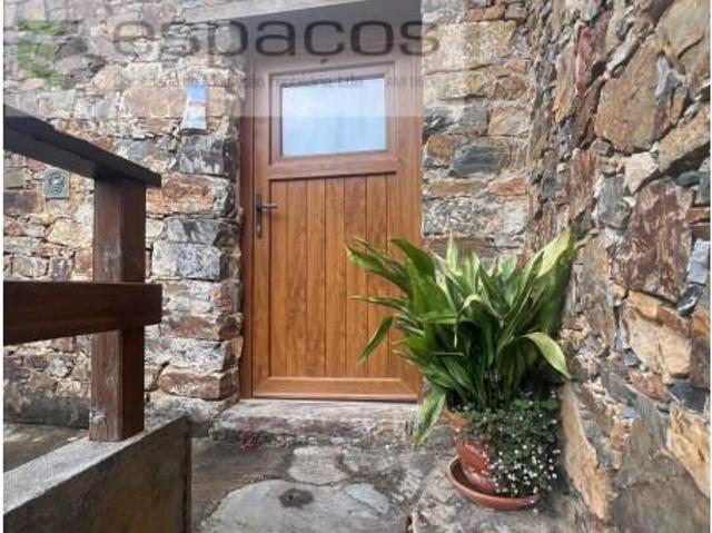 1 quarto, Vila de Rei Vila de Rei LS102441252