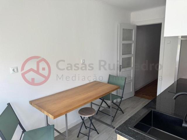 1 quarto, Almada Almada LS90916073