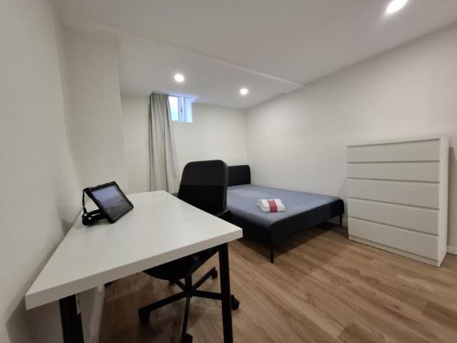 1 quarto, Almada Almada 101280821